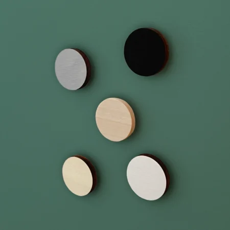 Ripustin kylttien ripustamiseen koivus