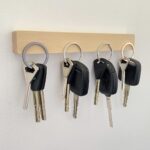 magneettinen avainnaulakko neljälle avainnipulle mini