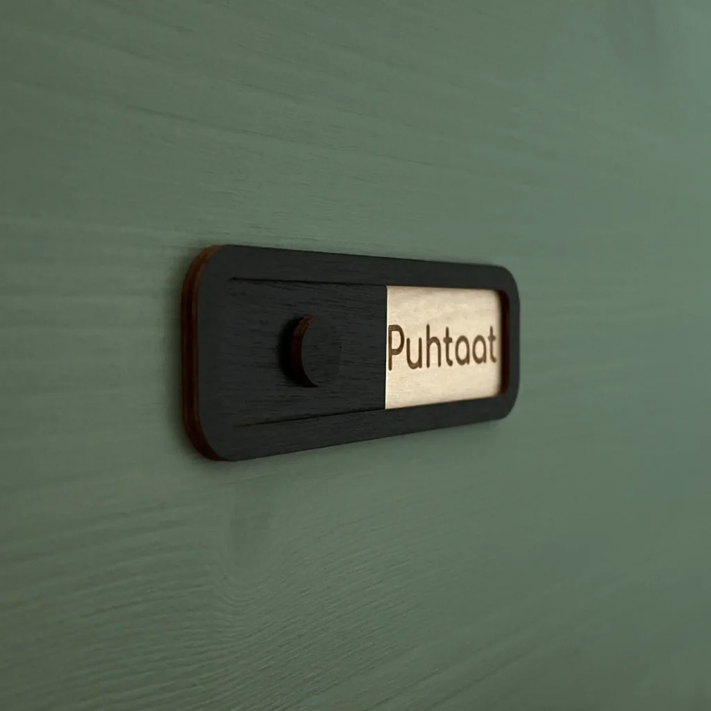 Puhtaat likaiset kyltti astianpesukoneeseen kuva 2