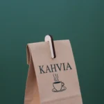 Koivus pussinsulkija kahvipaketissa pussinsulkijat